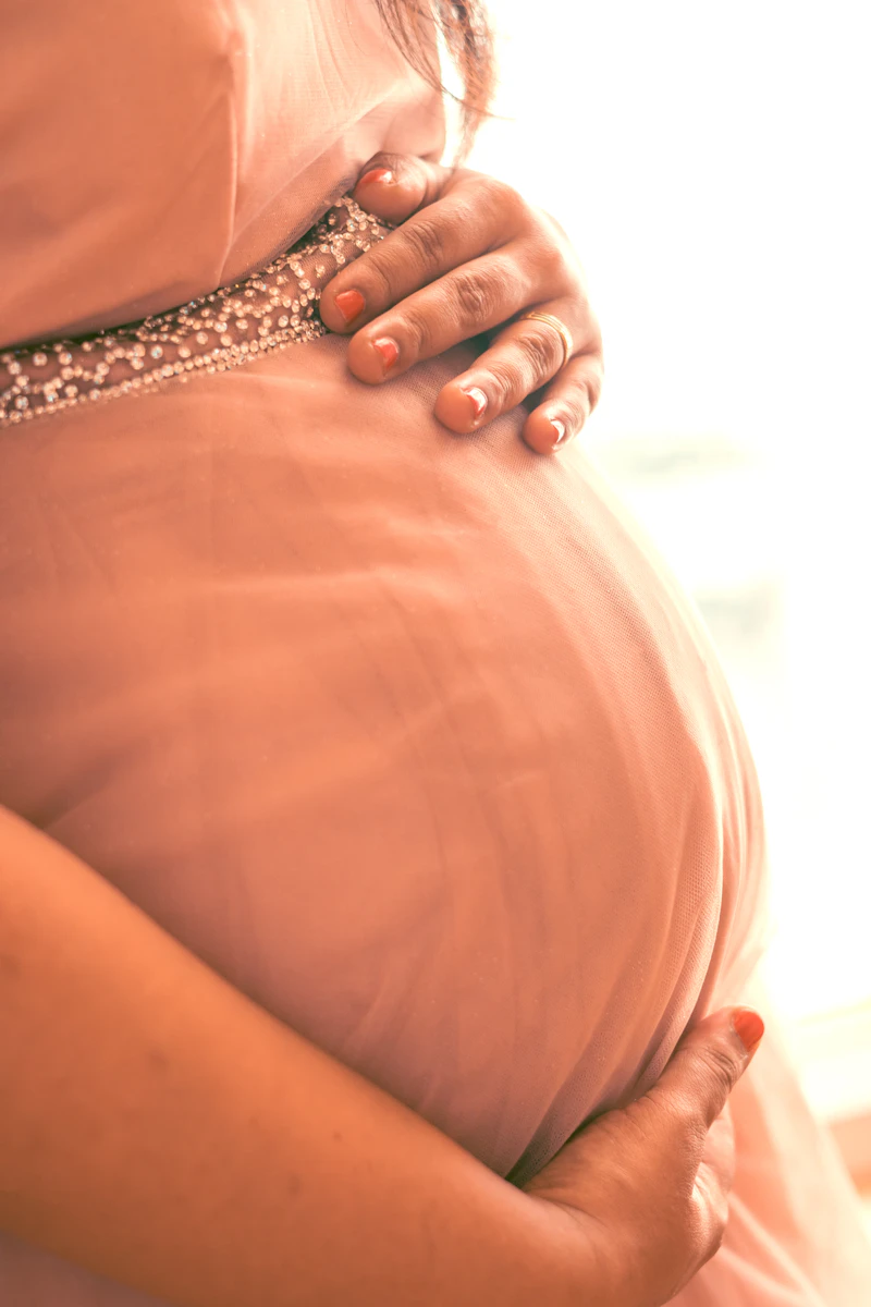 Deepika – Saree Maternity Shoot – Maternity Photography Chandigarh