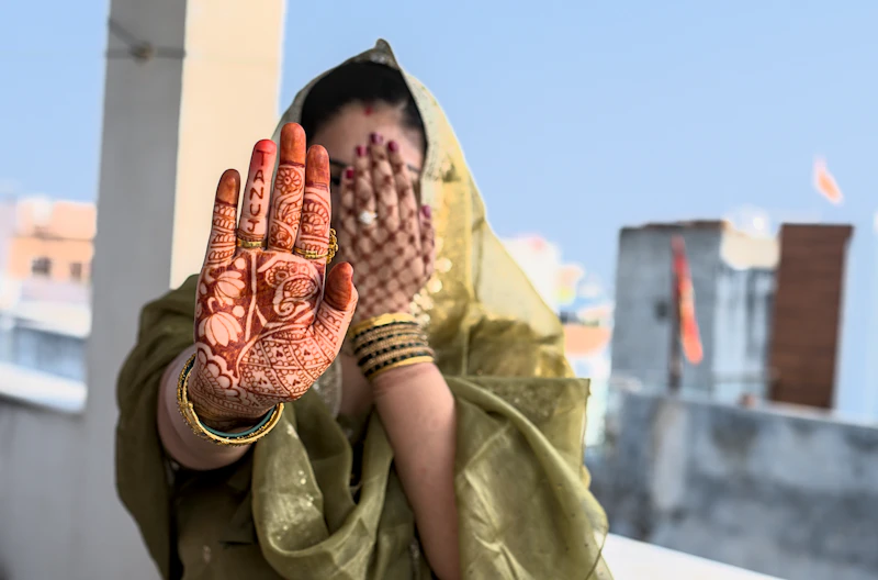 Mehndi Ceremony – Night – Mehndi Photography Chandigarh